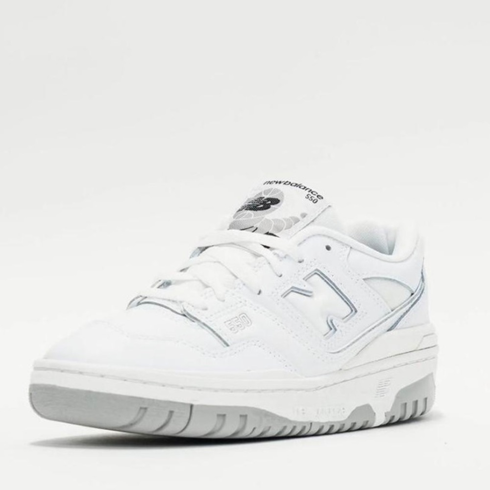 Brand new new balance 550 sneakers - Picture 2 of 4